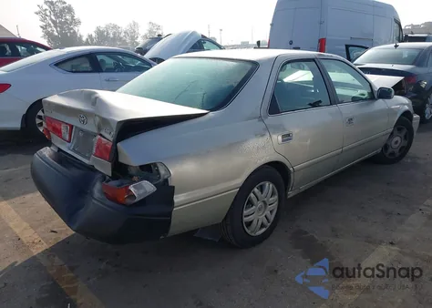 2000 Toyota Camry Le из США, поврежденный, VIN 4T1BG22K8YU625857